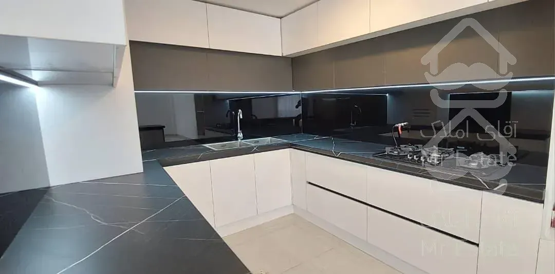 فروش اپارتمان سه خواب قدوسی شرقی سند ملکی