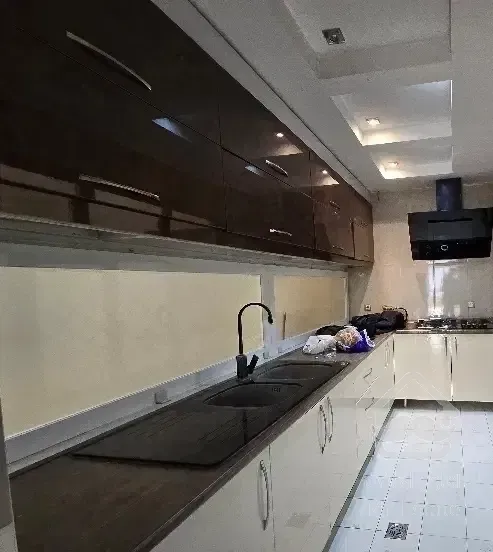 148مترسعادت آباد*موقعیت اداری*مناسب همه مشاغل