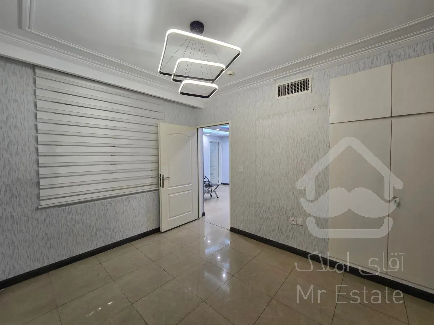 75متر سعادت آباد*سند اداری*تابلوخور* مشاعات تمیز