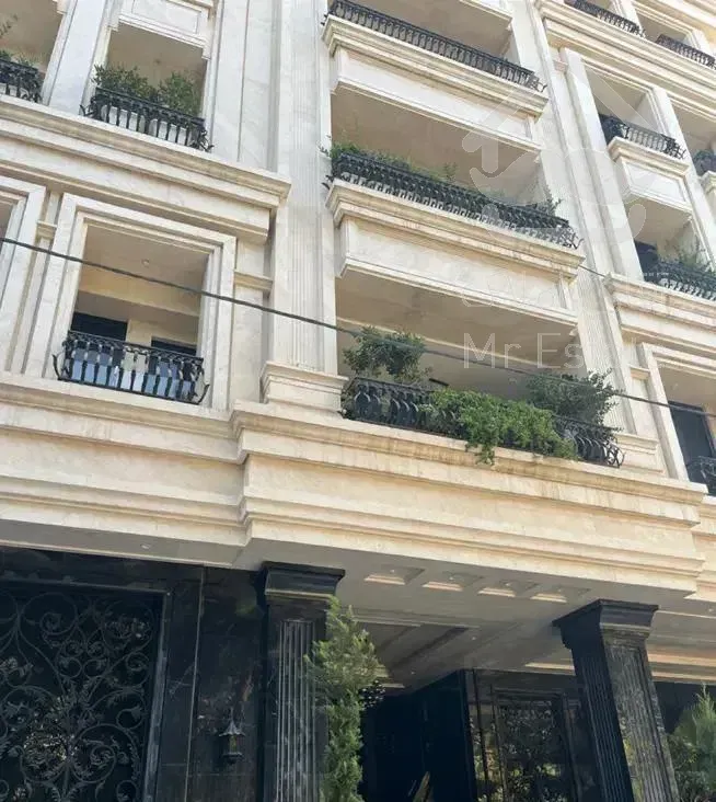 حامد.                   ۲۷۰مترلوکس