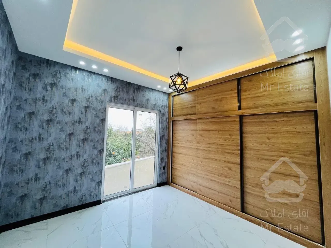 فروش ویلا 300متری در محمودآباد