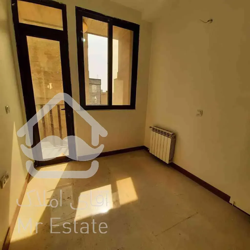 ۶۸متر،۲خواب،در پونک