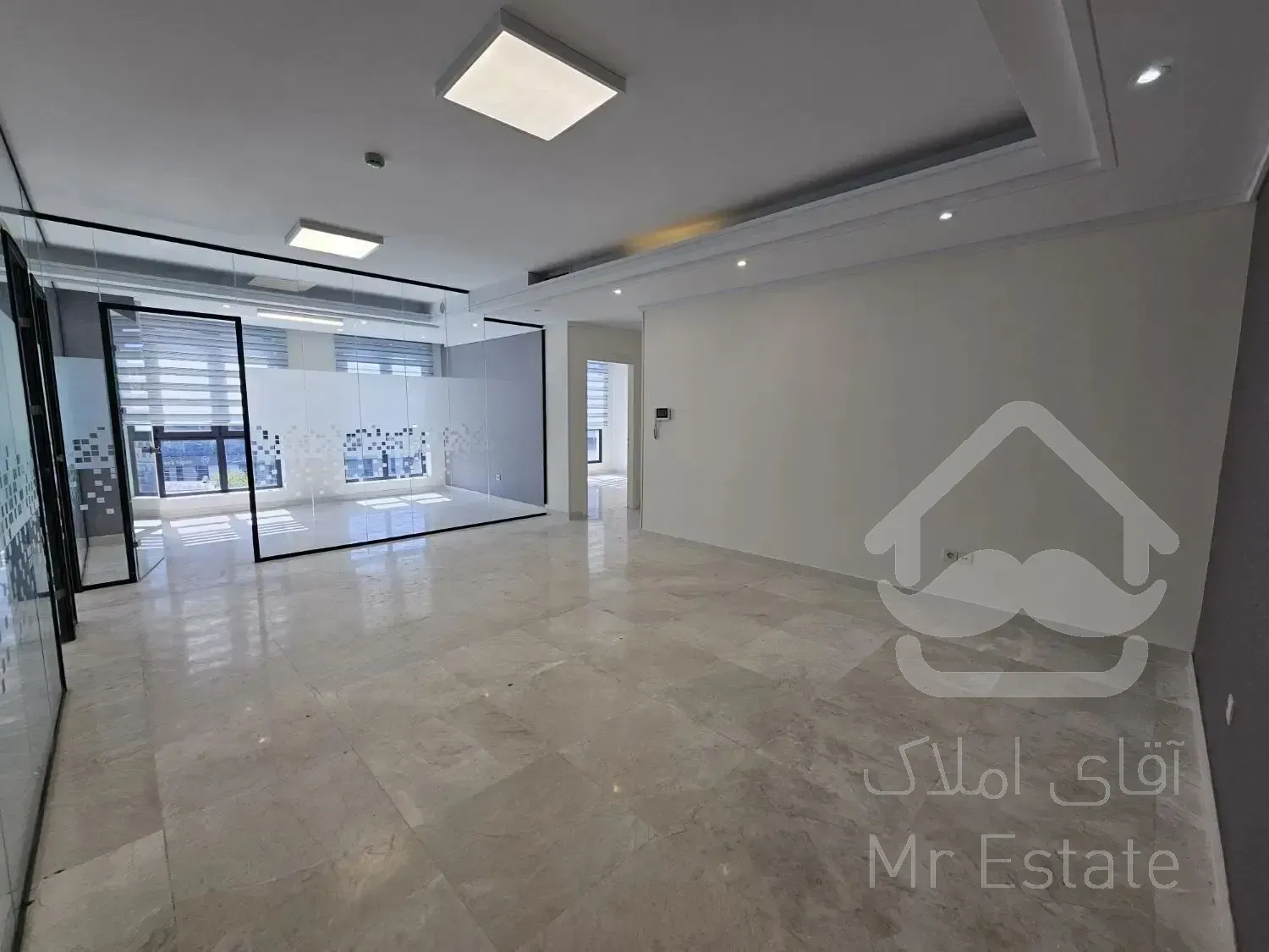 125متر شهرک غرب*موقعیت اداری(نوساز) لابی و لابیمن