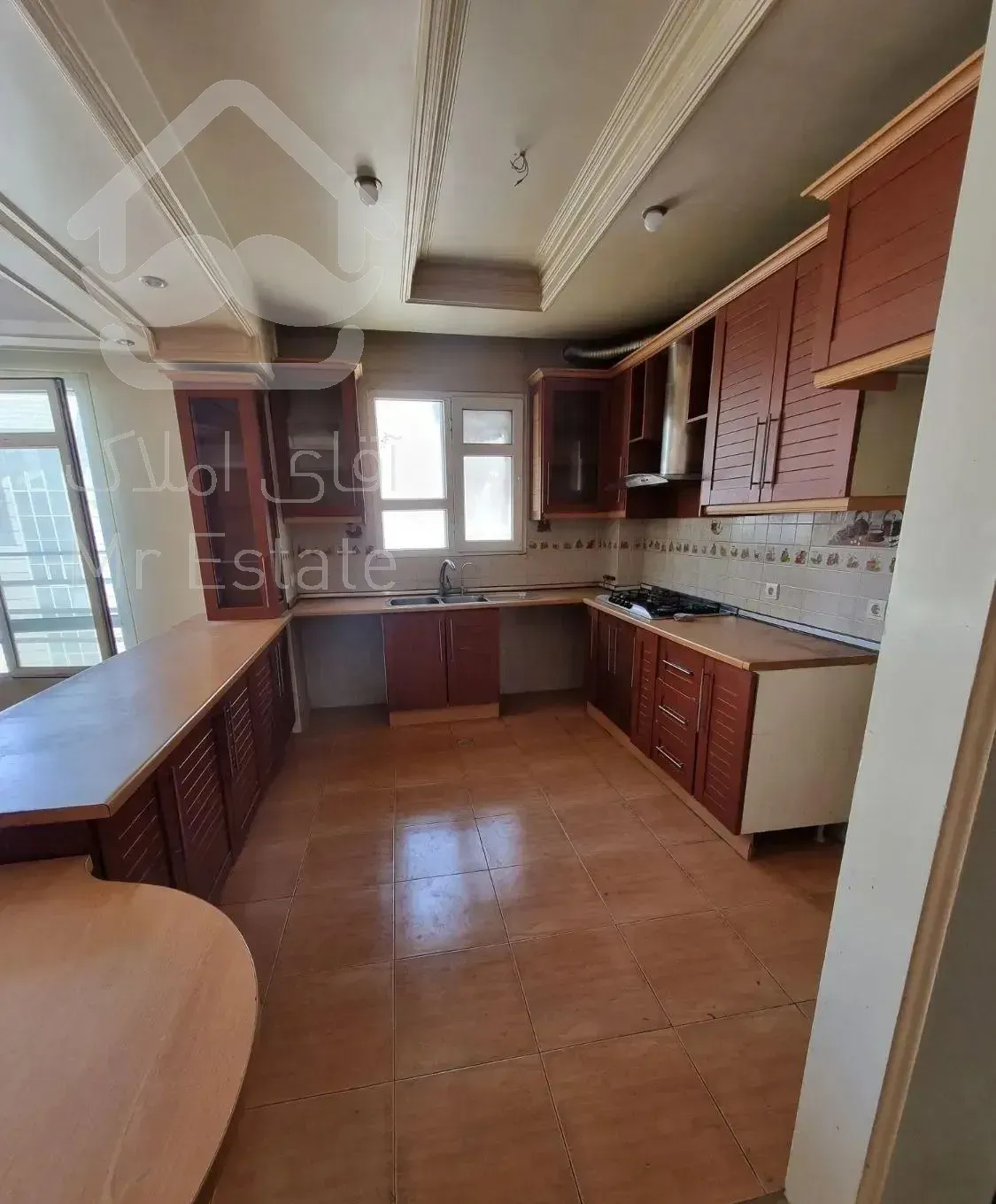 ۱۳۰متر۳خواب طبقه۴ تکواحدی.بلوارعدل.تبدیل.تا۱،۸۰۰