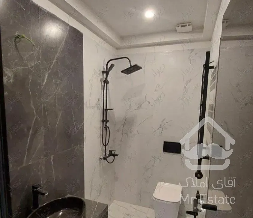 رهن و اجاره آپارتمان 144 متری دریاچه چیتگر خوش نقشه دارای خوابهای بزرگ و مستردار برج منطقه 22