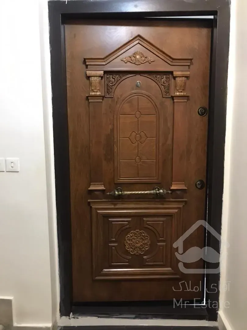 90 متر در  لاکچری در بهترین نقطه دبستان