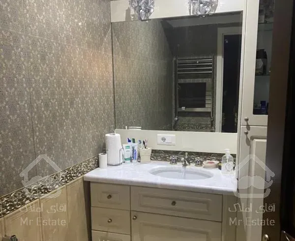 نیاوران ۲۰۵ متر لوکیشن