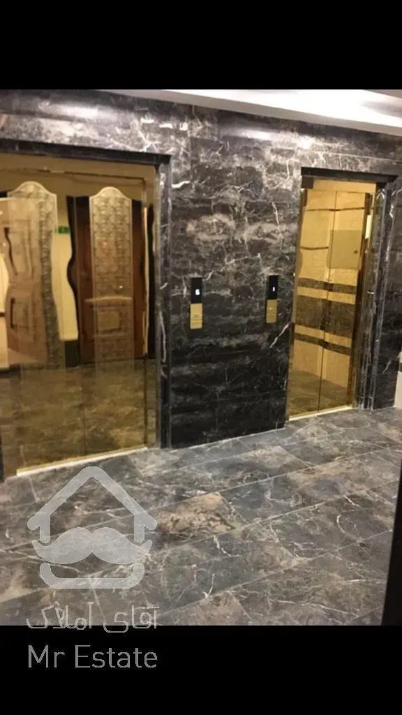 ۱۵۴ متر فلت، سند اداری، ونک