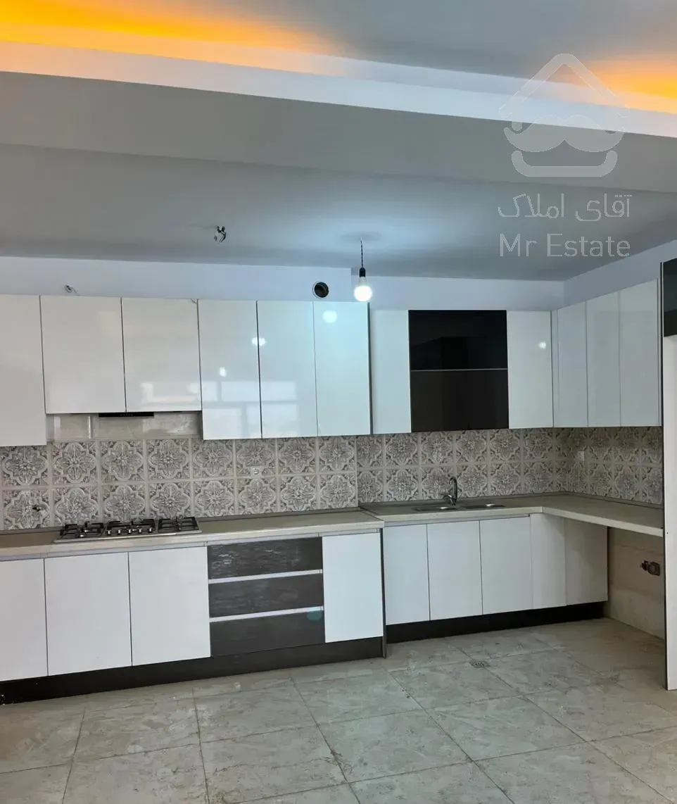 ۹۰ متر نوساز دو خوابه