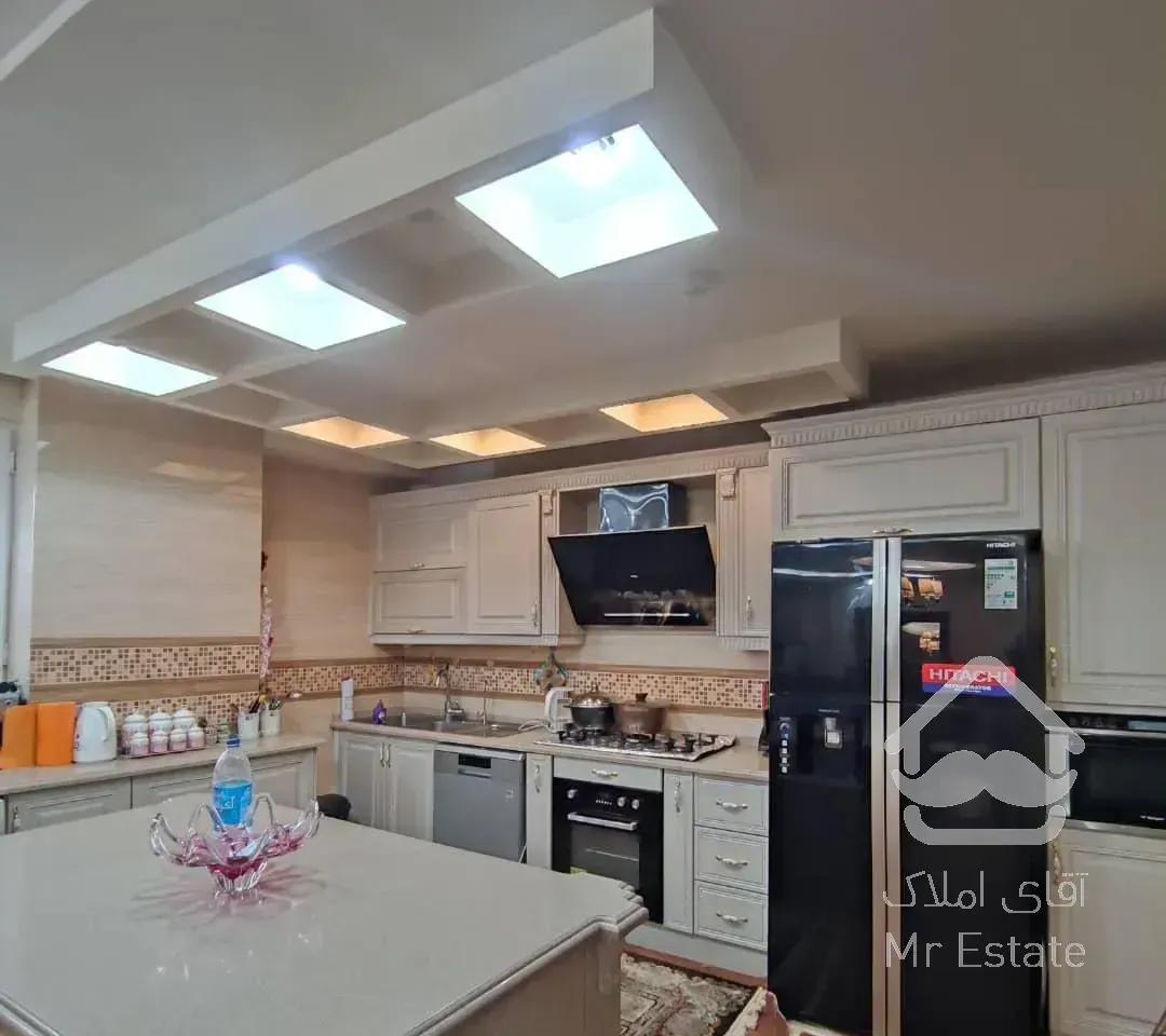 ۲۱۴متر۴ خوابه فرمانیه شرقی