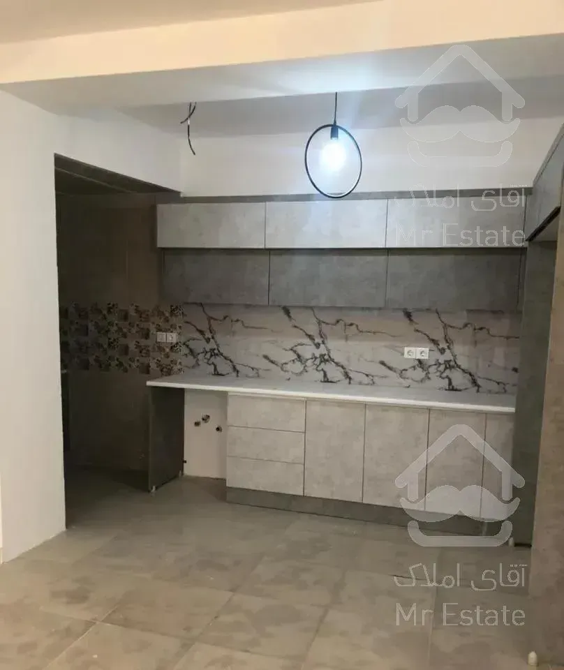 آپارتمان شهری نزدیک دریا ۱۱۱ متر لوکیشن