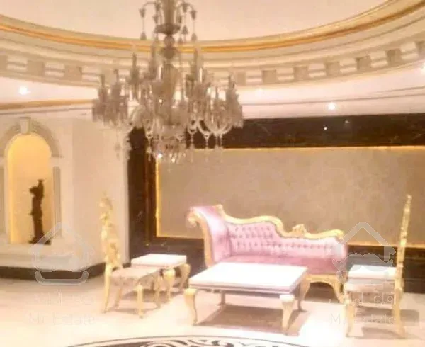 ۱۹۲ متر ۳ خواب فول امکانات طبقه آخر کامرانیه