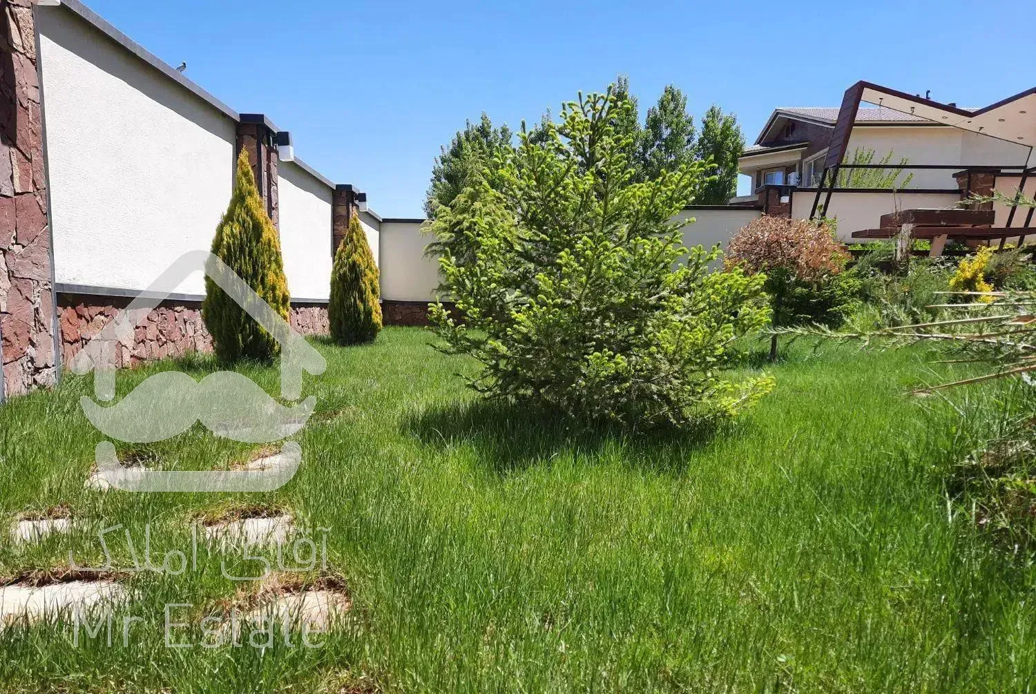 ۲۰۰۰متر باغ ویلا در شهر دماوند