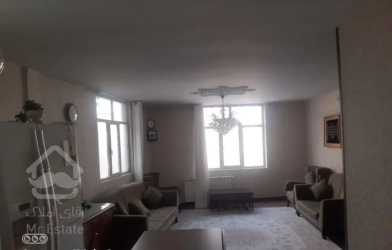 فروش آپارتمان ۶۷.۶ متری ۲ خوابه طبقه ۱ حوالی آبشار