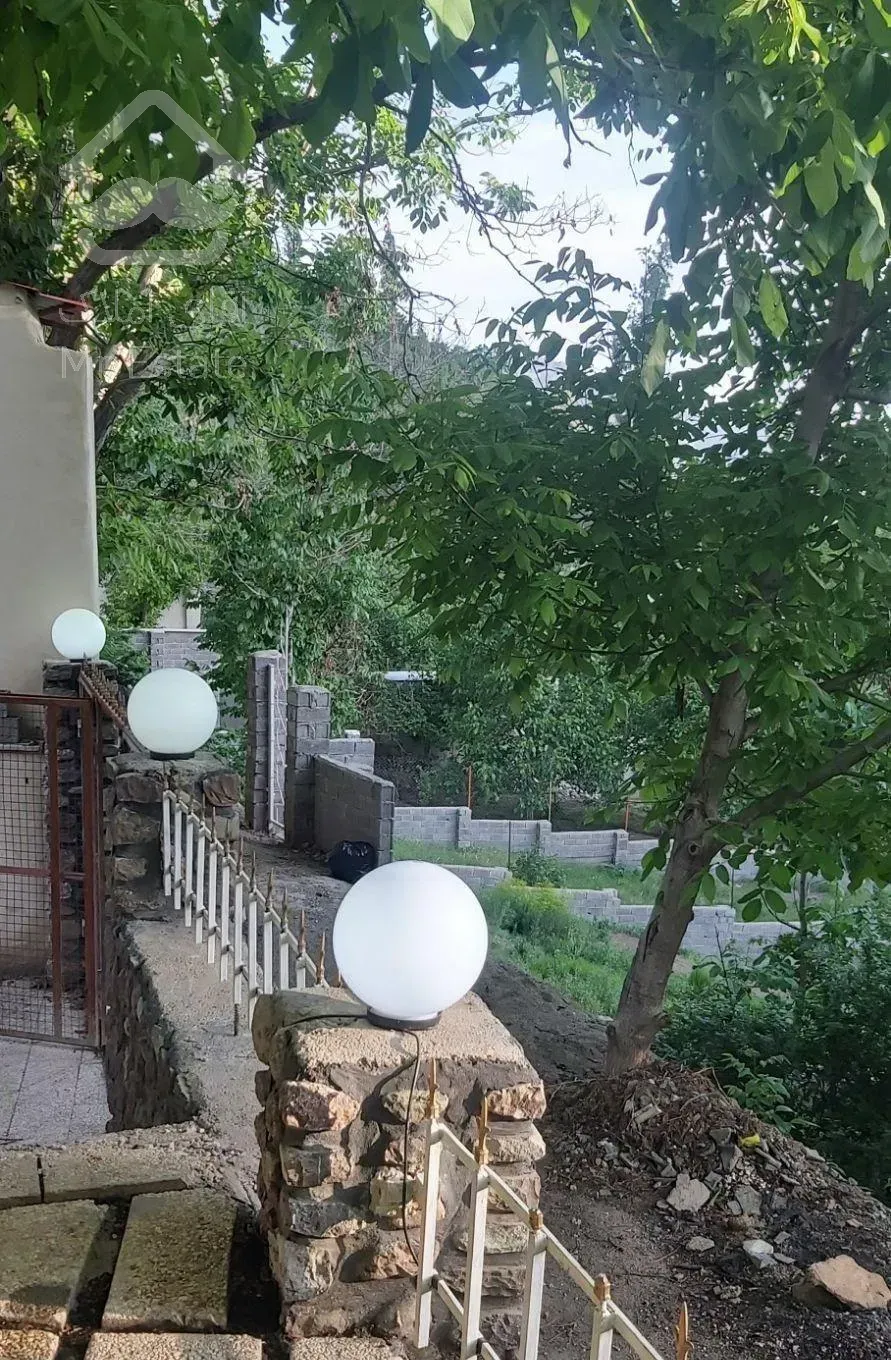 باغچه ویلایی برگجهان لواسان