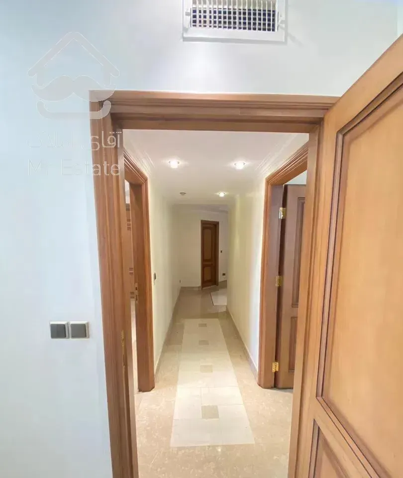 کامرانیه شمالی 200 متر 3 خوابه