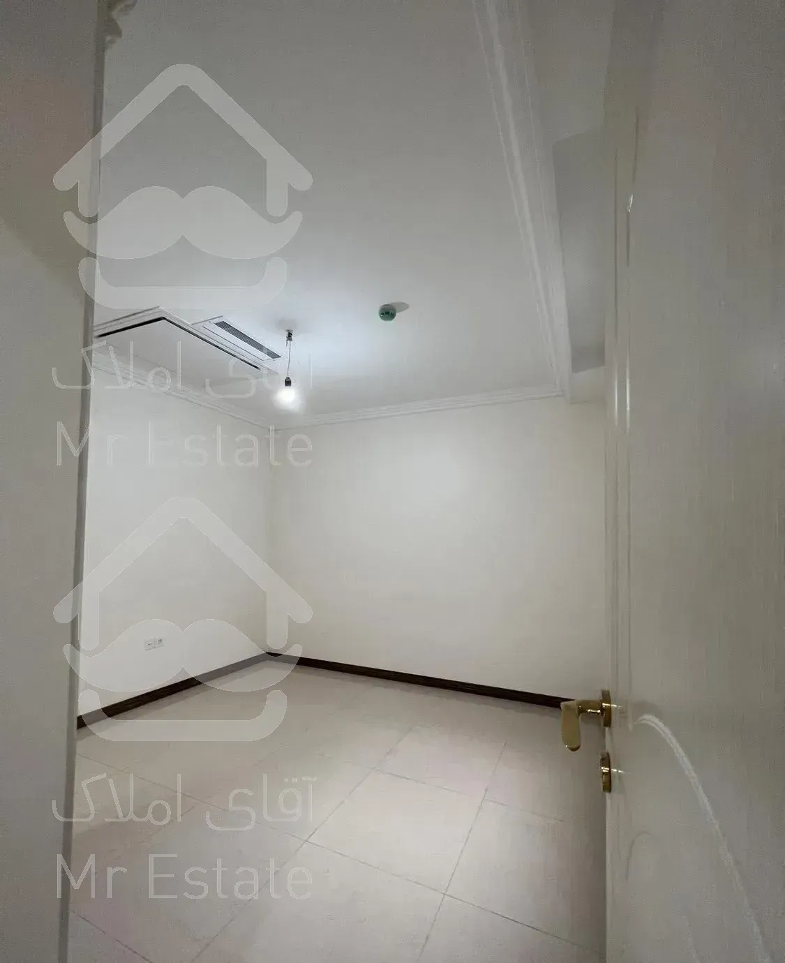 اپارتمان ۶۰ متر ۱ خوابه برج اریانا پالاس رهن کامل