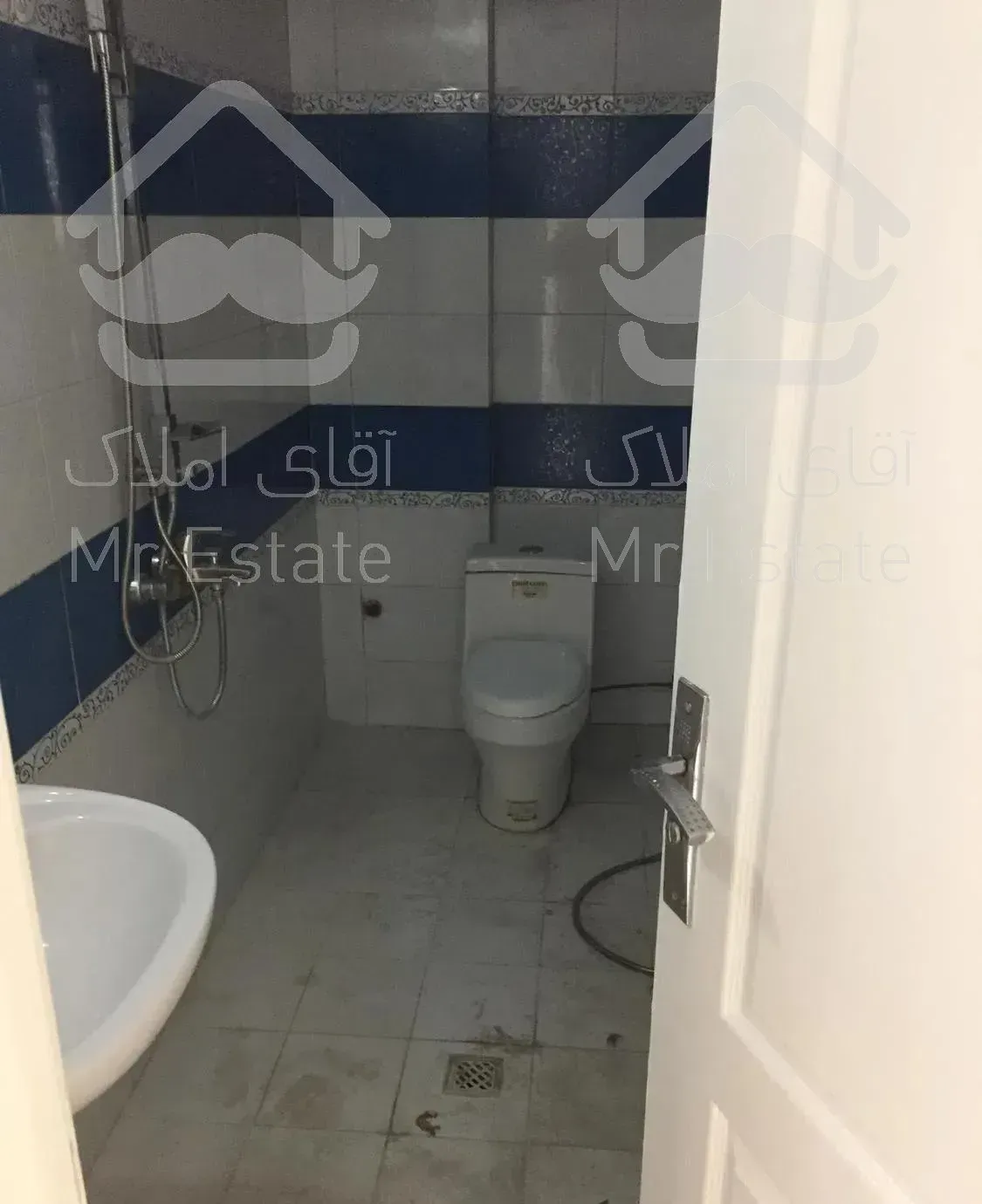 اپارتمان ۱۲۵ متر  ۲ خوابه  تک واحدی