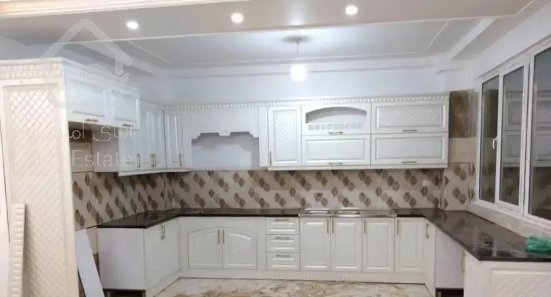 آپارتمان ۵۵ متری نوساز با پارکینگ خیابان اقاجانی