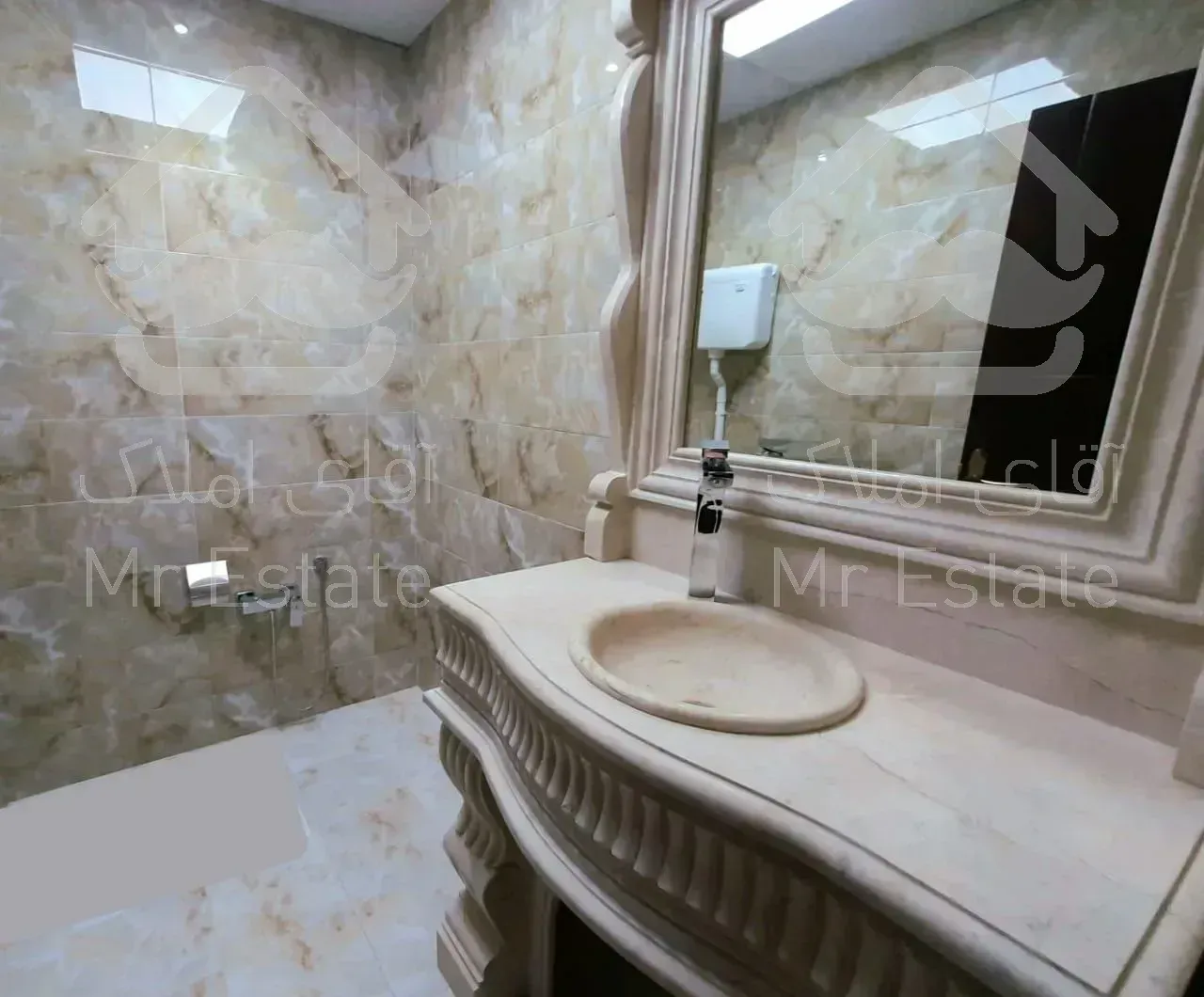 زعـفـرانـیــه  ویو دار برج باغ تک واحدی ۲۴۵متر