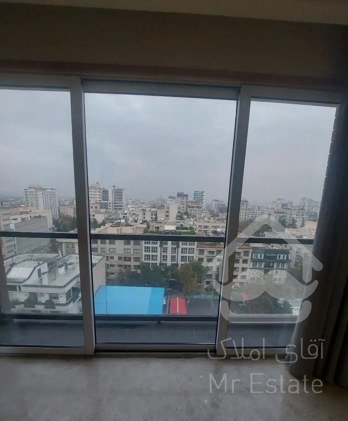 برج 190متر فرمانیه سه جهت نور فول بازسازی