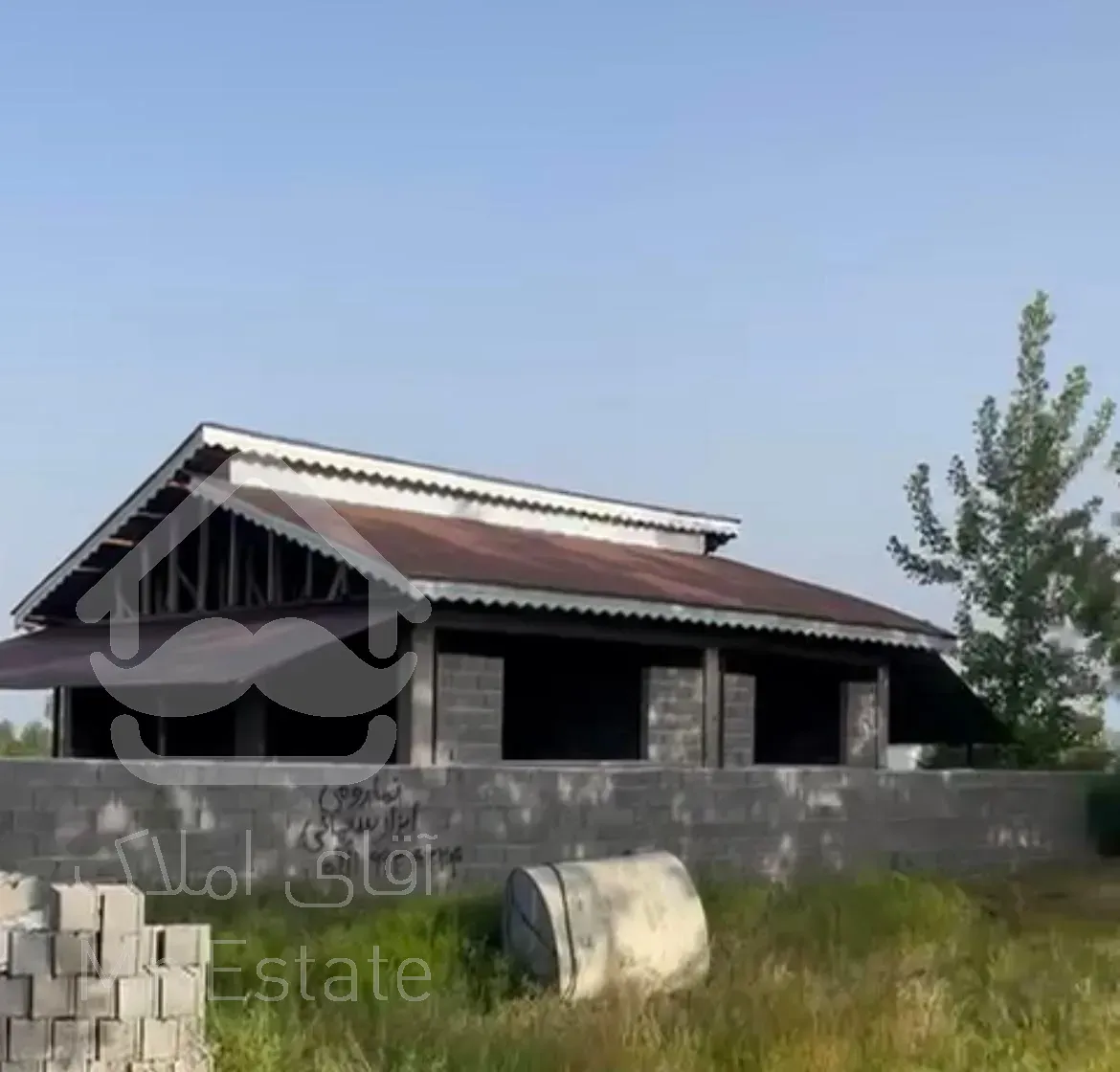 **   ویلا نیمه‌کاره ۲۲۰ متری در رودبنه  **