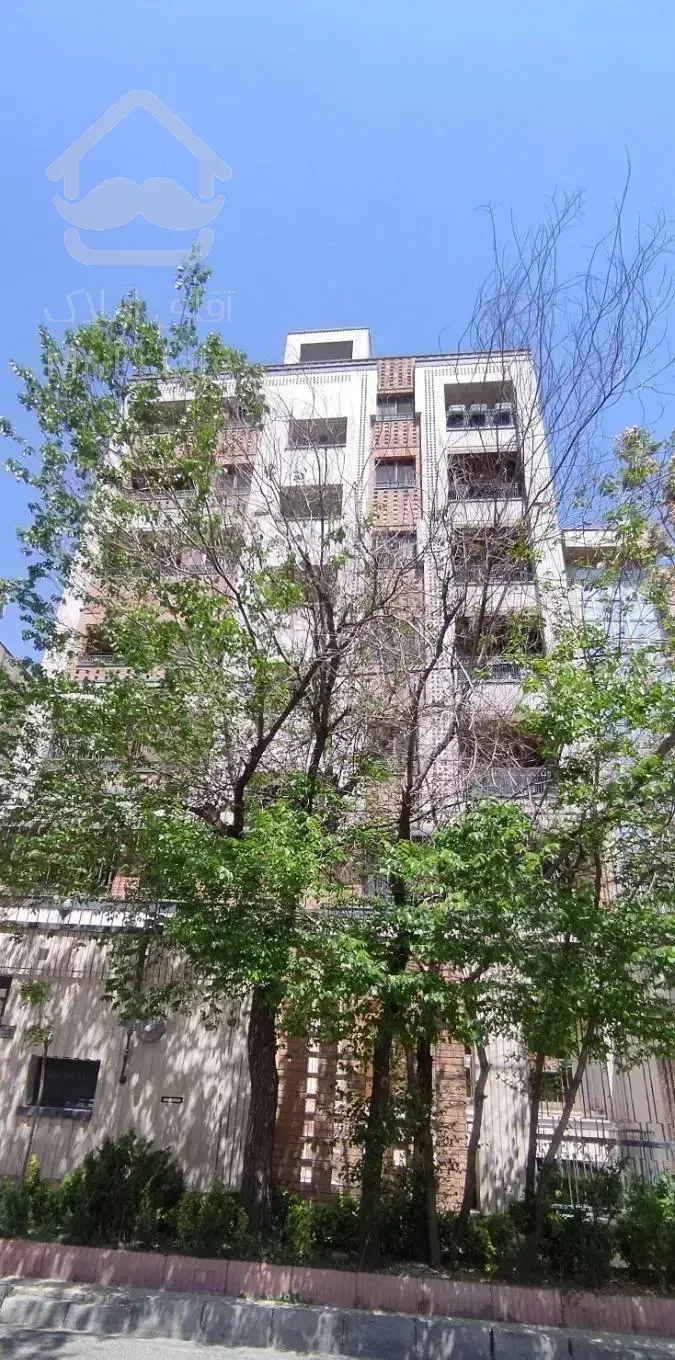 158 متر 3 با 2 پارکینگ سندی بلوار کمالی