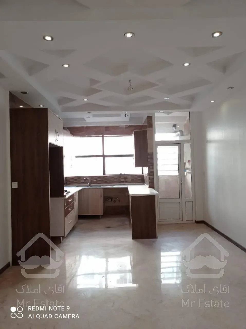 ۸۵ متر // ۲ خواب // فول امکانات