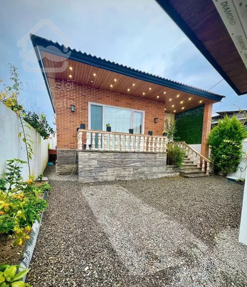 ویلا فلت نما آجری مبله بین نوشهر و رویان