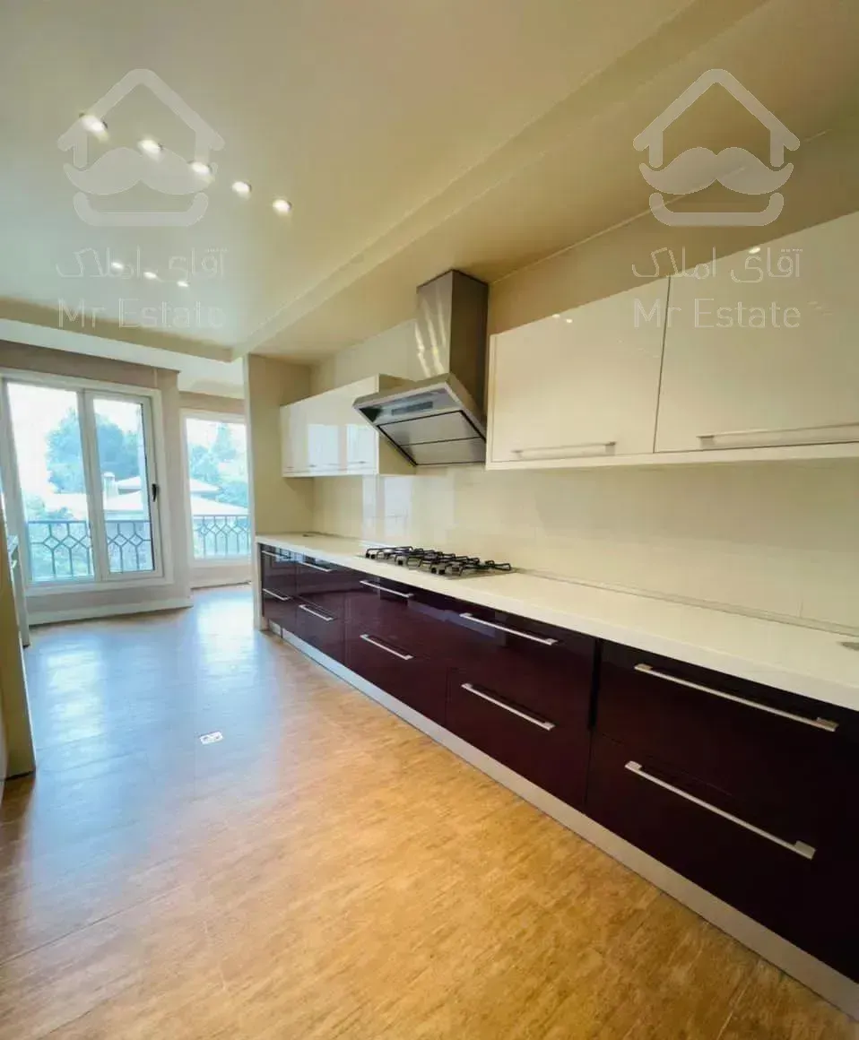 ۳۳۰متر ۳خواب ۲پارکینگ باغ فردوس *تک واحدی*