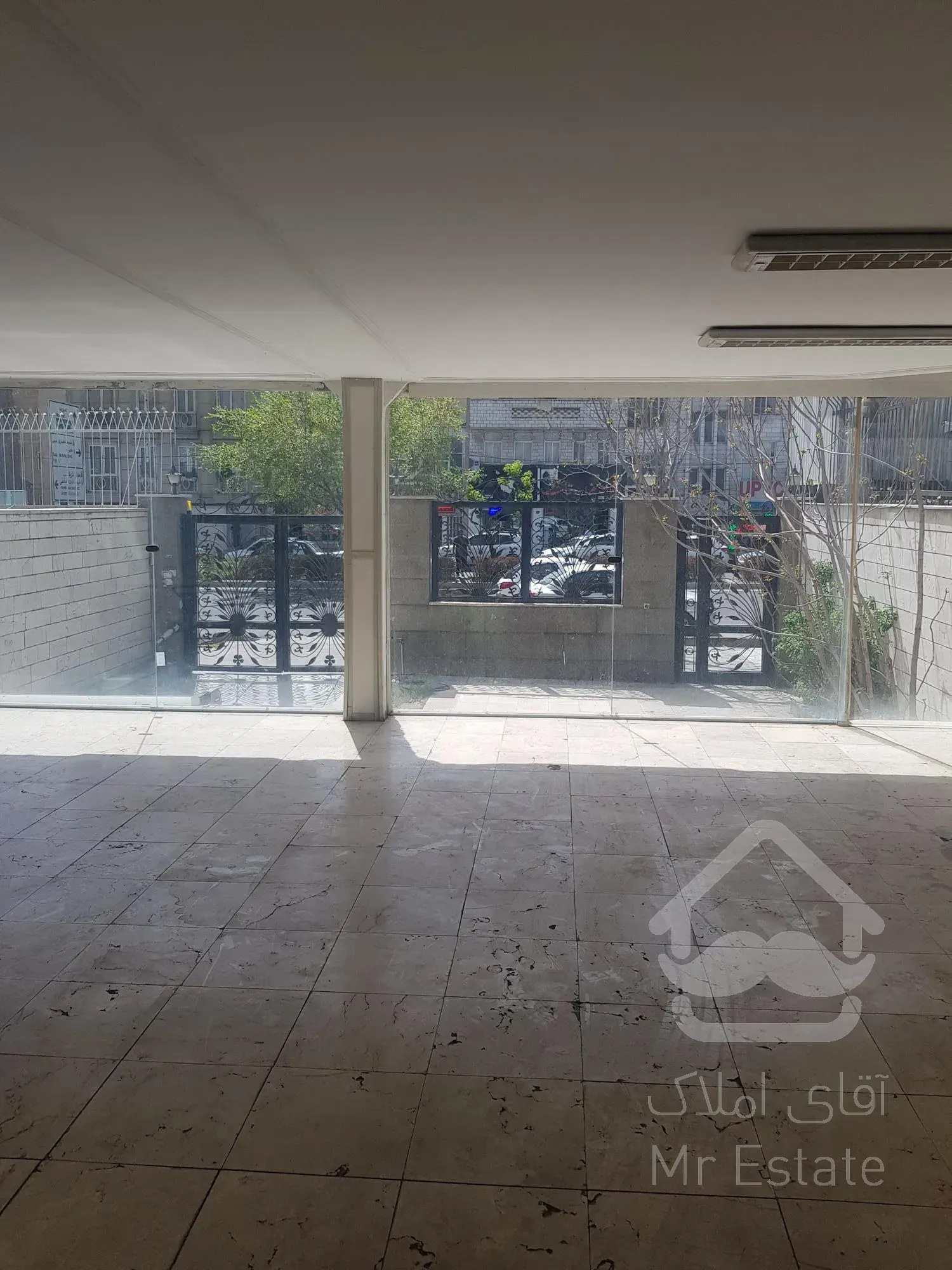 ۱۶۰ متری،سعادت آباد