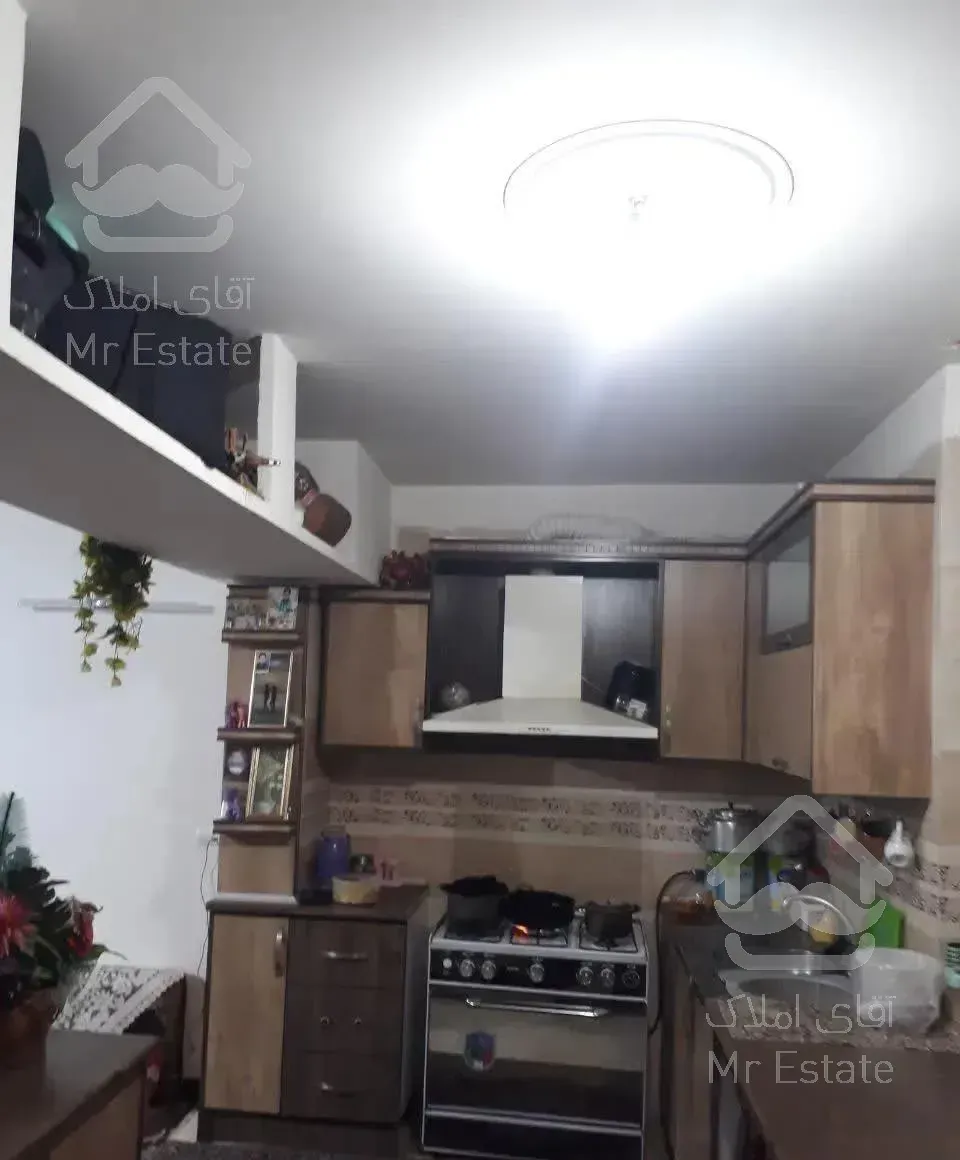 ۶۸متر/اتوبان چراغی/پارکینگ موتور/نزدیک‌مترو