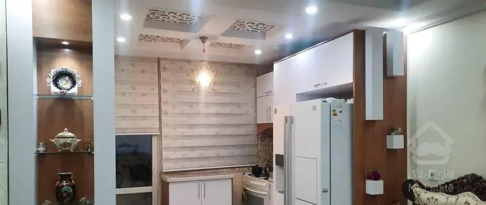 آپارتمان* تکواحدی 62متری* فول امکانات* بمب بمب