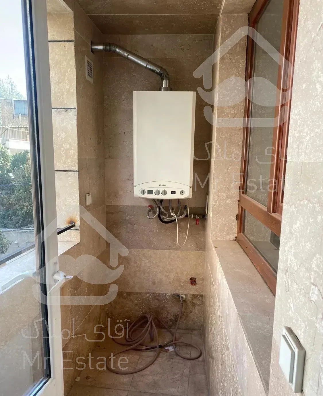 ۱۴۵ متر آپارتمان واقع در لویزان