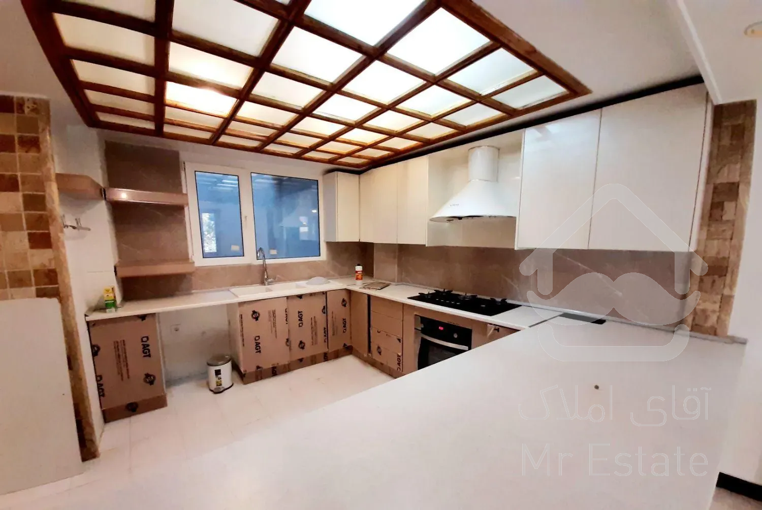 زعفرانیه ۱۷۵ متر ۳ خواب