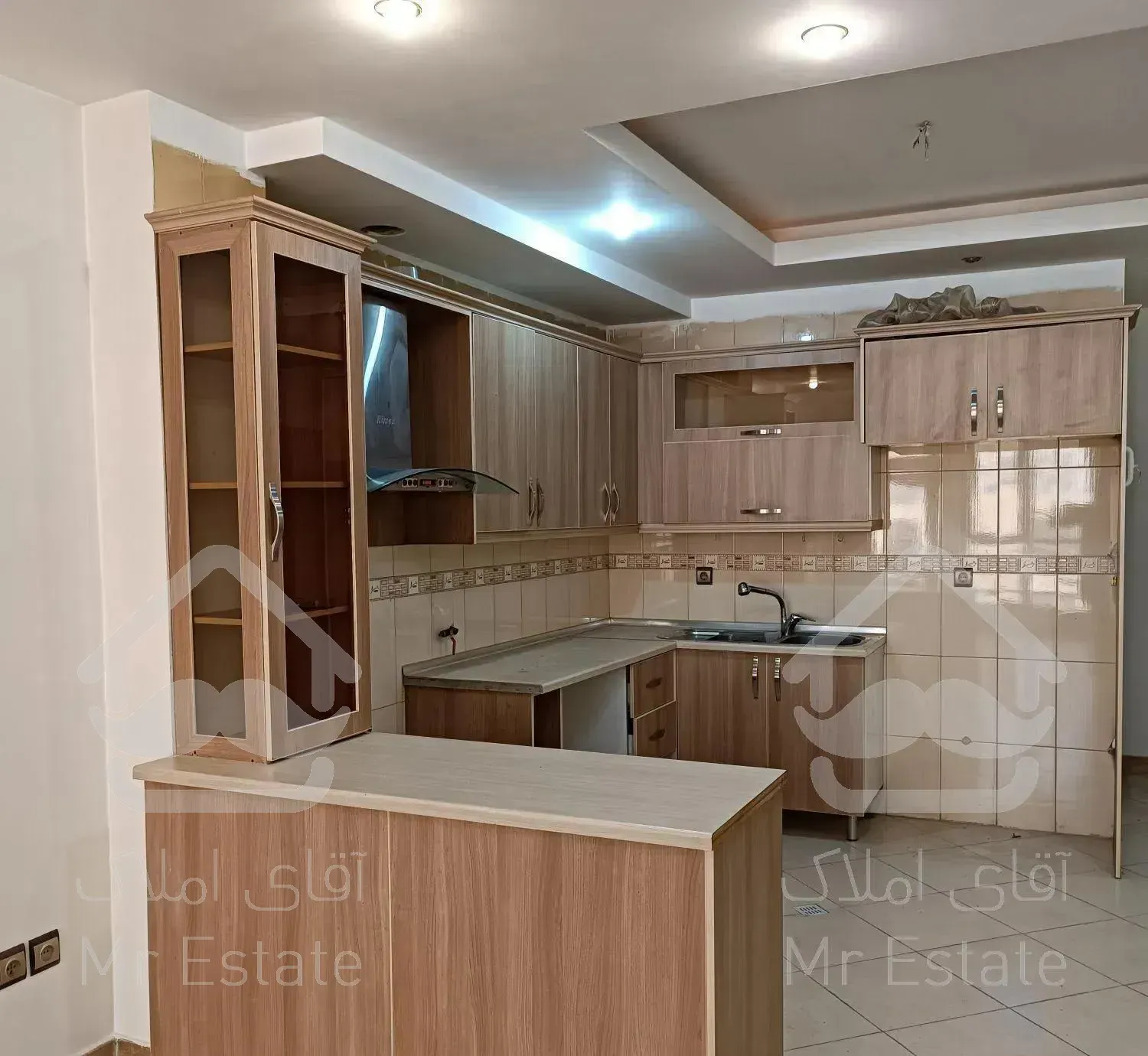 آپارتمان ۶۸ متری  یک خوابه فول امکانات **