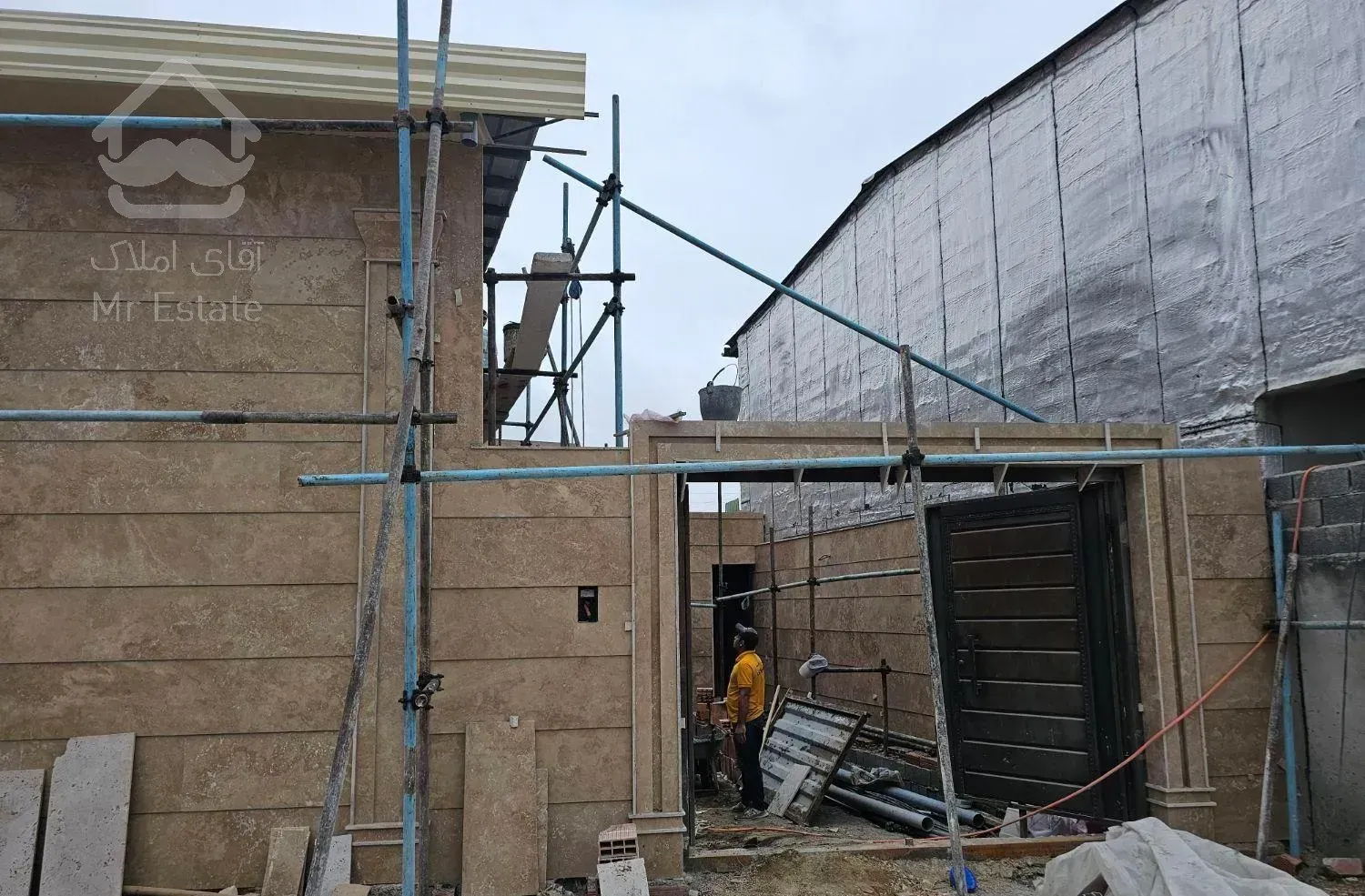 فروش خانه ویلایی ۹۰ متری ۲ خوابه داخل شهر