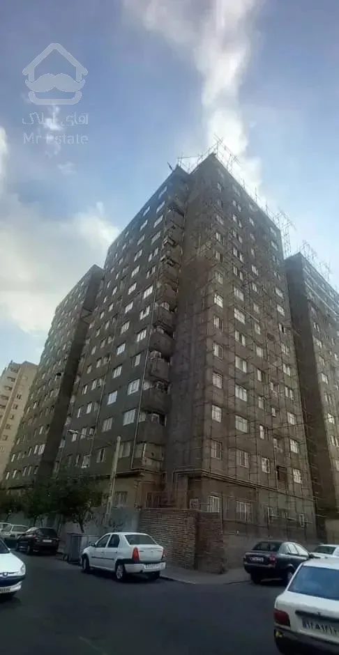 ۹۸ متری فول امکانات کوی بیمه