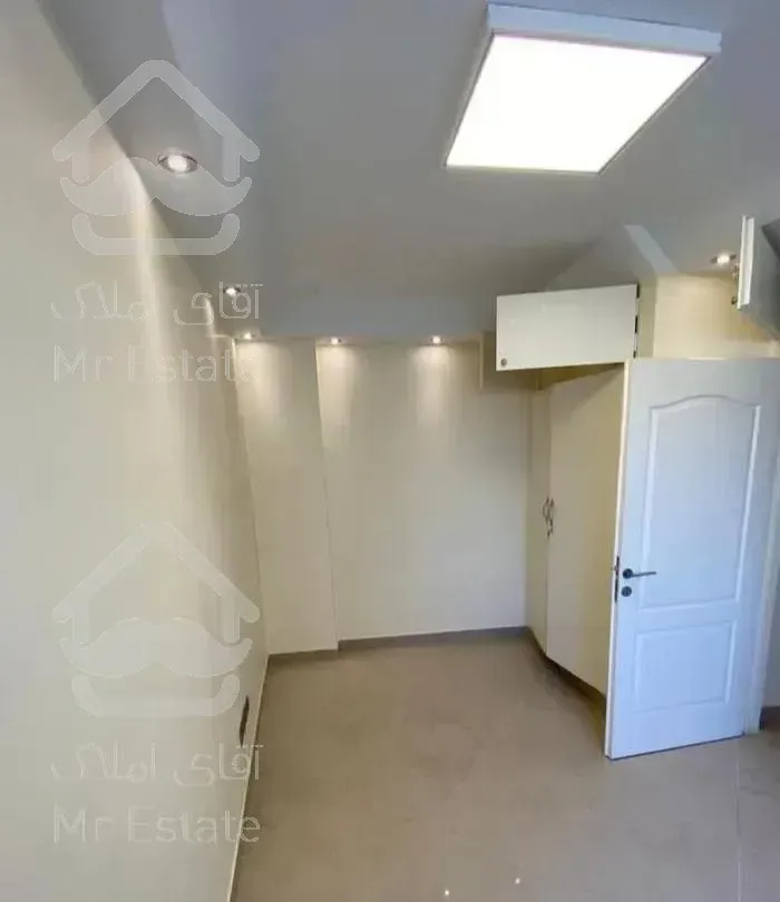 یوسف اباد ۱۱۲متر