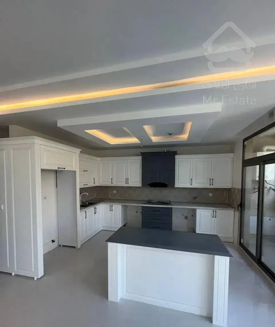 100متری/نزدیک به حرم/تکواحدی/غرق نور/اکبری