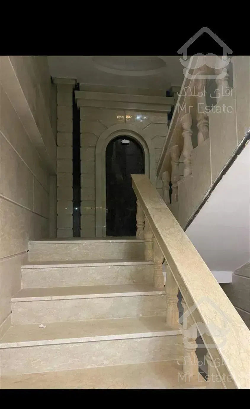 تک واحد/۱۷۱متری/کامل هوشمند/کلیداول/۲پارکینگ