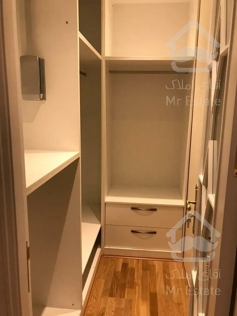 خرید  آپارتمان 200 متری سنبل فرمانیه