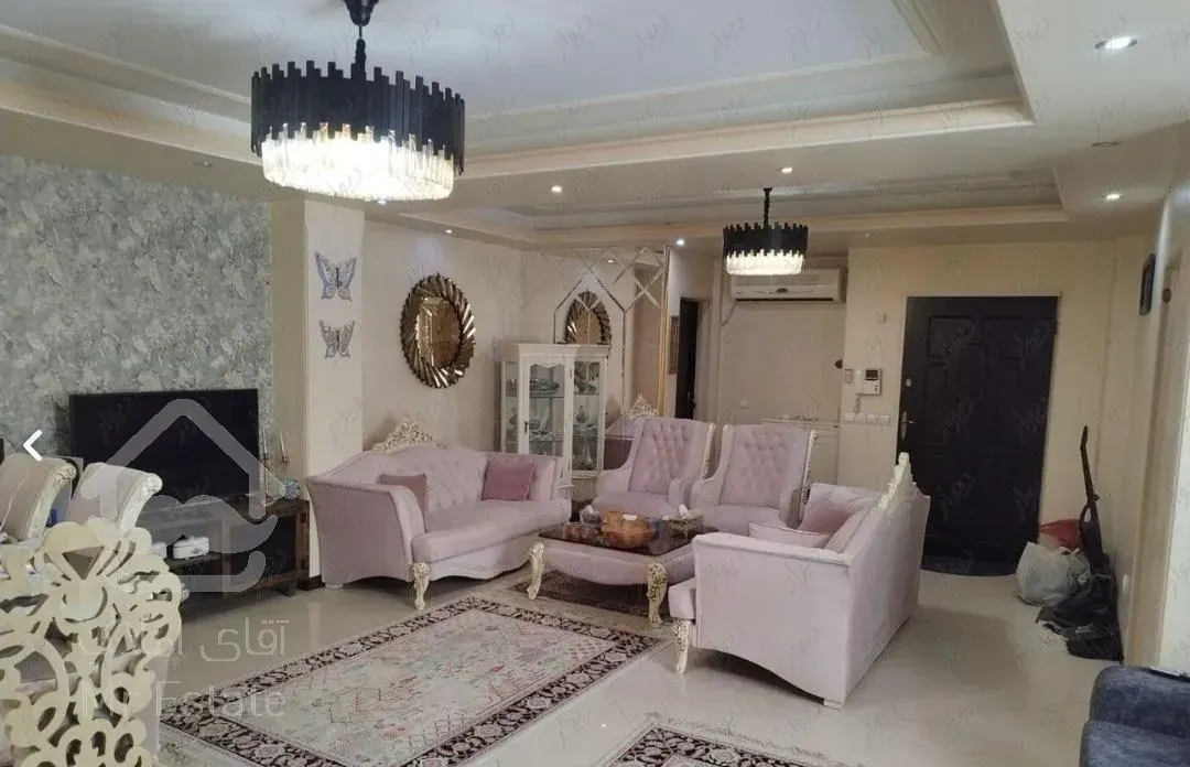 آپارتمان ۹۰ متری ۲ خوابه طبقه سوم