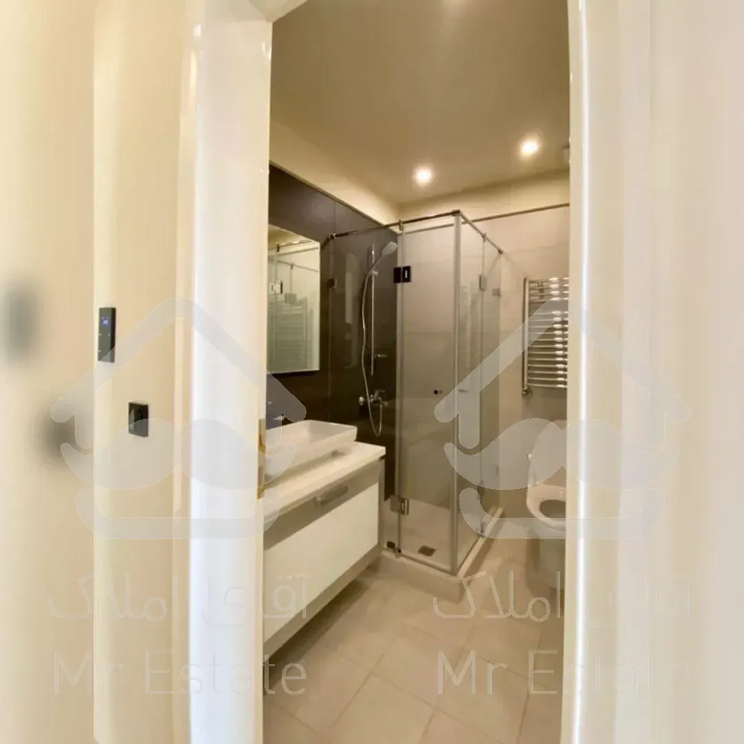 برج باغ برند در آجودانیه ۳۰۰متر ۳خواب مستر