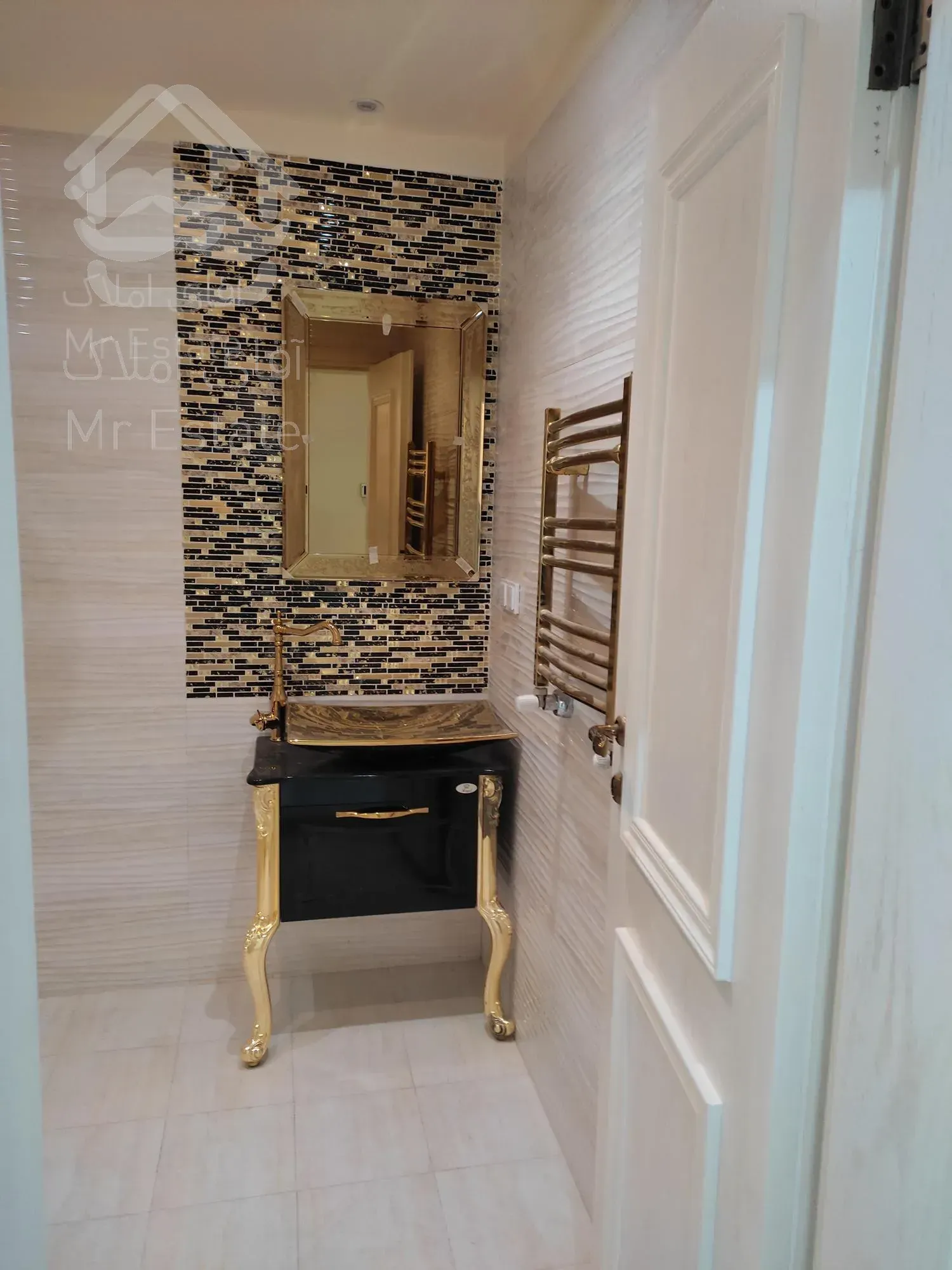 ۱۷۰متر کلید نخورده سهیل پلان عالی خوش نقشه