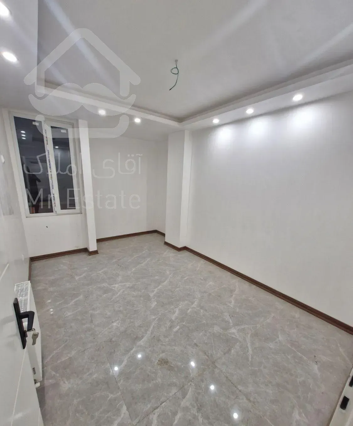 آپارتمان140متری/شیک و نوساز/فول بینظیر/نوبهار