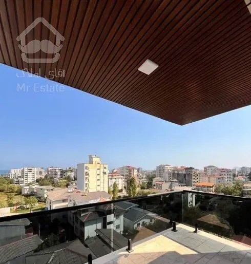 آپارتمان ۱۲۵متری/ غرق نور/ بالکن بزرگ، طالقانی