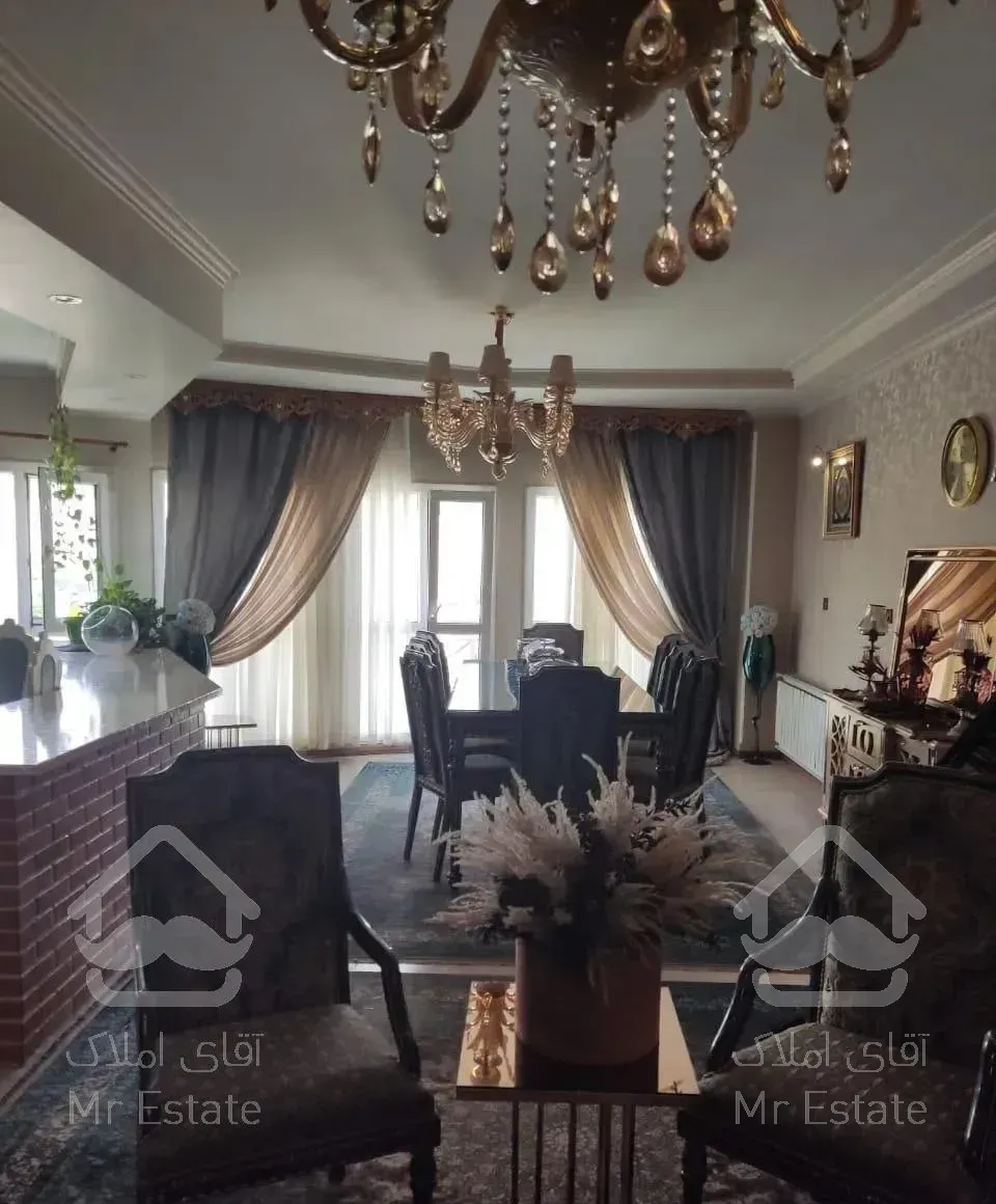 آپارتمان ۱۳۰ متری ۳خواب  ویو دار