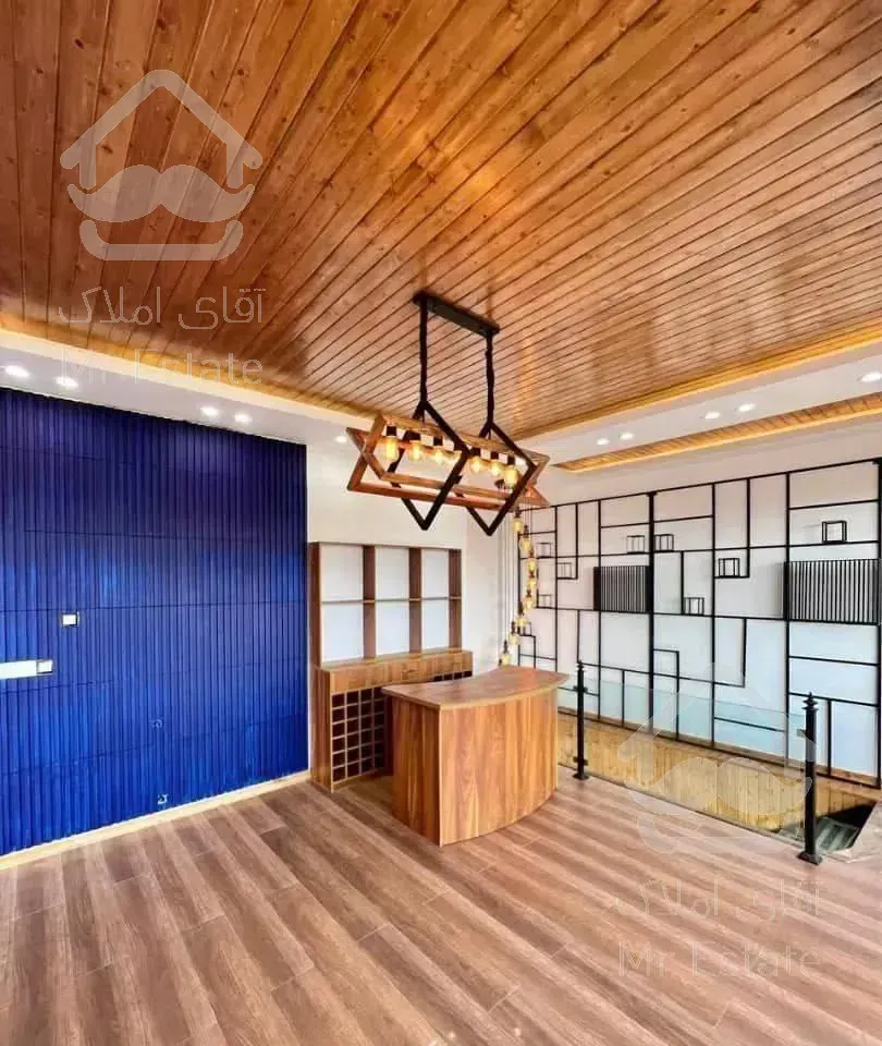 بنای مدرن ۳۳۰ متری دامنه جنگل نور