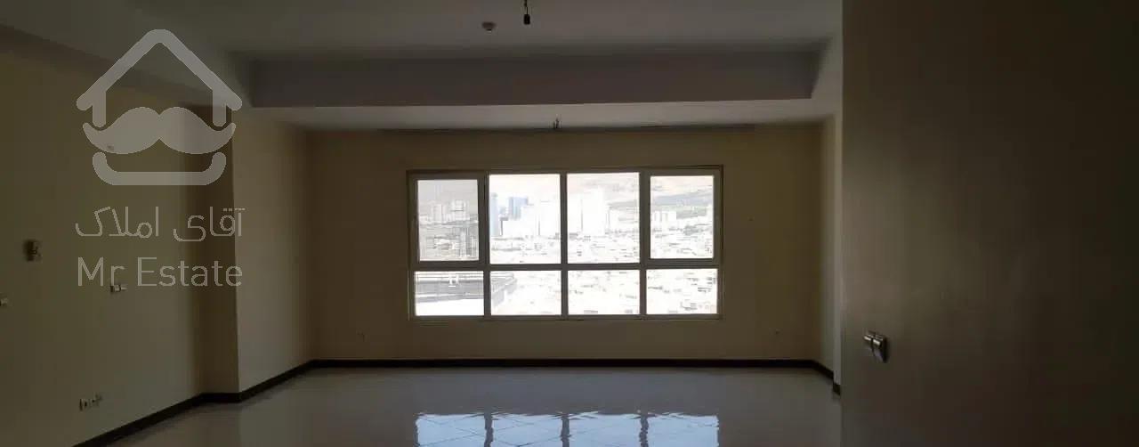 ۱۲۵ متر ، سند تک برگ ، ویو ابدی ، دریاچه چیتگر